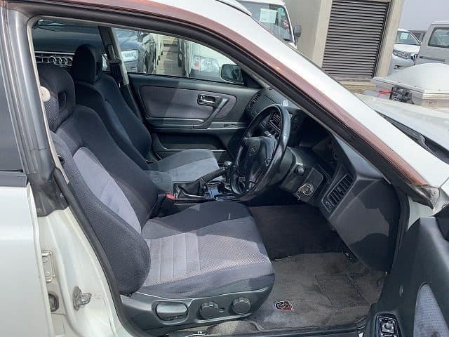 1997 Nissan Stagea JDM car for sale — photo 7 of 13