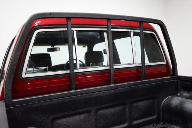 1990 Toyota Hilux JDM car for sale — photo 22 of 25