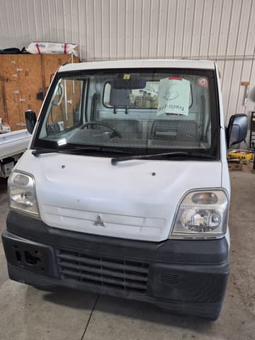 2001 Mitsubishi Minicab JDM car for sale — photo 16 of 19
