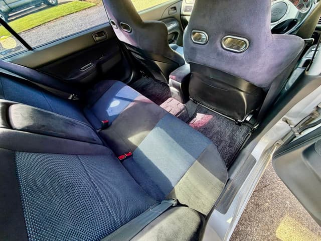 2001 Mitsubishi Lancer Evolution JDM car for sale — photo 18 of 25