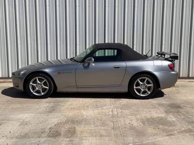 1999 Honda S2000 JDM car for sale — photo 4 of 18