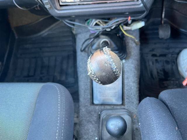1996 Suzuki Jimny JDM car for sale — photo 19 of 20