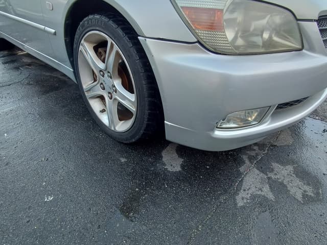 2001 Toyota Altezza JDM car for sale — photo 6 of 10