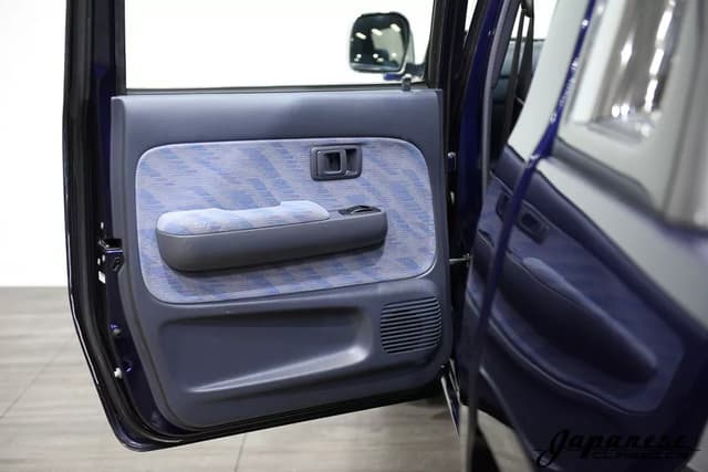 1997 Toyota Hilux JDM car for sale — photo 20 of 25