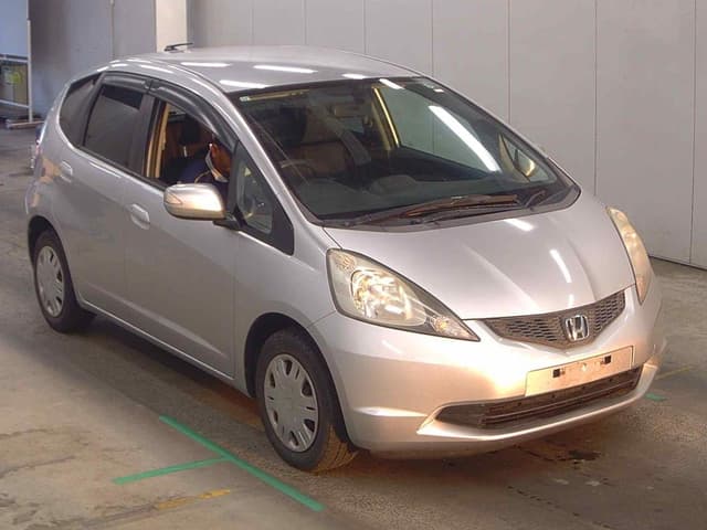 2007 Honda Fit JDM car for sale — photo 4 of 6