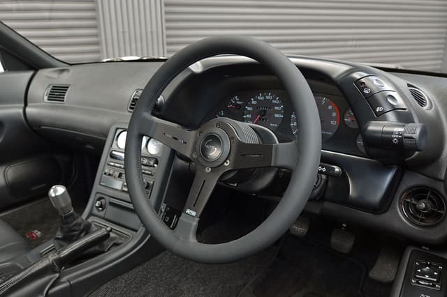 1994 Nissan Skyline JDM car for sale — photo 22 of 25