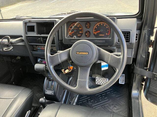 1994 Suzuki Jimny JDM car for sale — photo 3 of 12