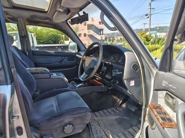 1992 Toyota Land Cruiser JDM car for sale — photo 9 of 25