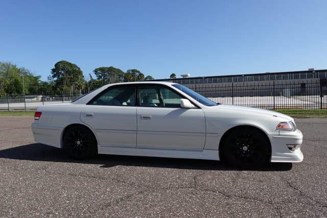 1998 Toyota Mark II JDM car for sale — photo 17 of 19