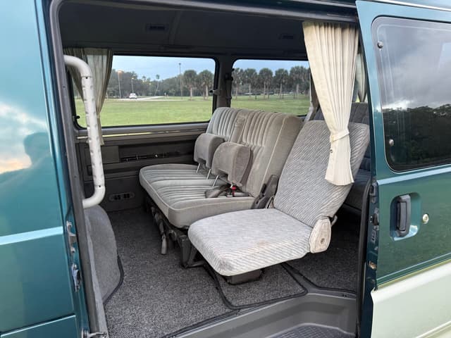 1996 Mitsubishi Delica JDM car for sale — photo 11 of 25