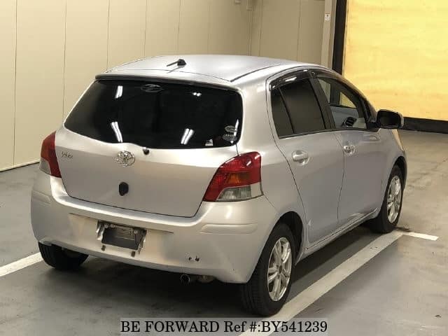 2008 Toyota Vitz JDM car for sale — photo 2 of 4