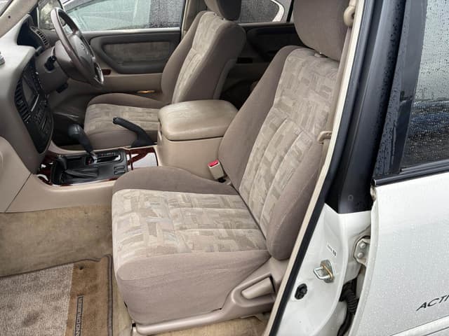 2001 Toyota Land Cruiser JDM car for sale — photo 10 of 11