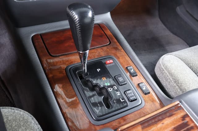 1997 Toyota Century JDM car for sale — photo 15 of 25