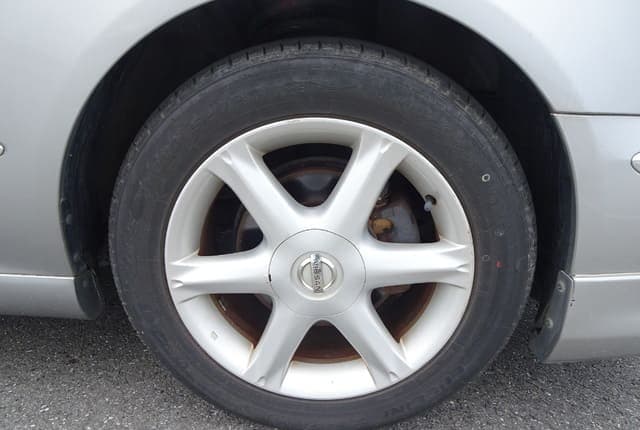 2001 Nissan Cima JDM car for sale — photo 12 of 25