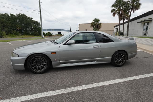 1996 Nissan Skyline JDM car for sale — photo 16 of 19