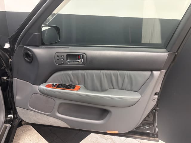 1999 Toyota Celsior JDM car for sale — photo 17 of 25