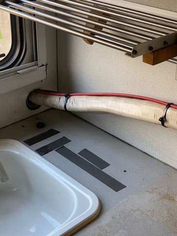 1992 Mitsubishi Delica JDM car for sale — photo 15 of 25