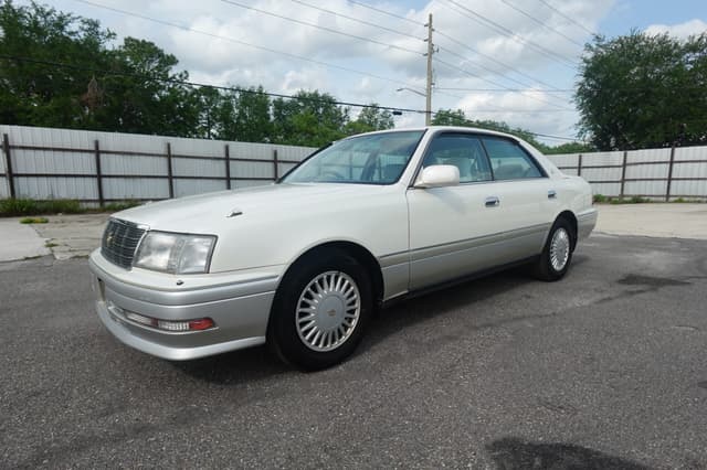1996 Toyota Crown JDM car for sale — photo 3 of 16