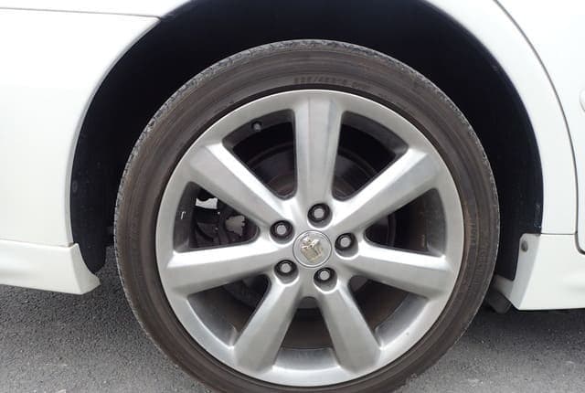 2005 Toyota Crown JDM car for sale — photo 11 of 25