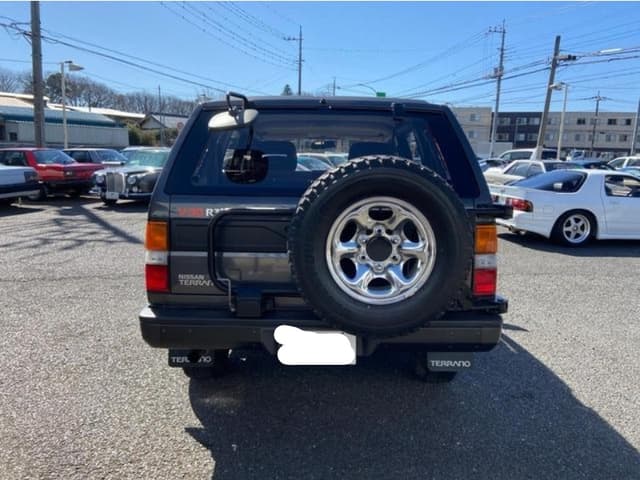 1992 Nissan Terrano JDM car for sale — photo 8 of 18