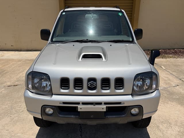 1999 Suzuki Jimny JDM car for sale — photo 3 of 18