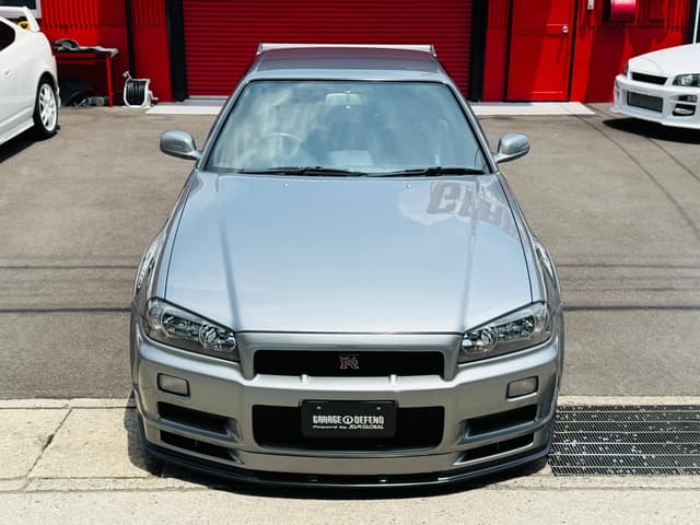 Nissan Skyline JDM car for sale — photo 6 of 10