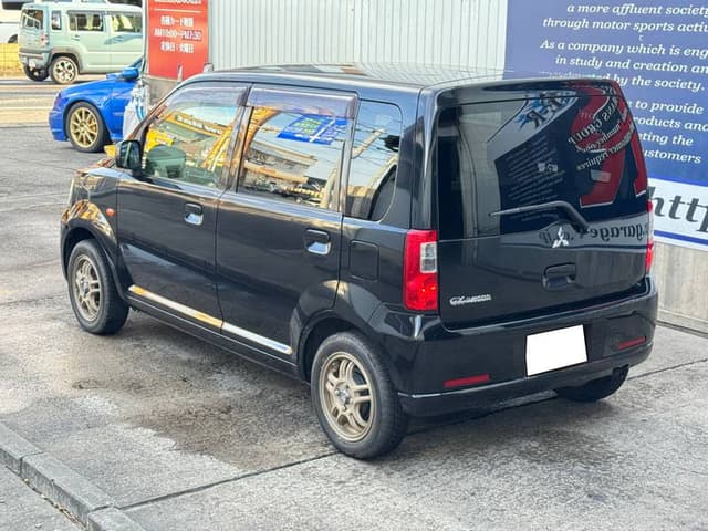 2005 Mitsubishi eK Wagon JDM car for sale — photo 8 of 10