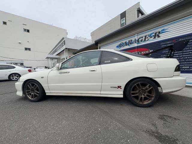 1996 Honda Integra JDM car for sale — photo 6 of 10