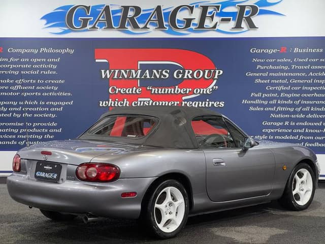 2004 Mazda Roadster (Eunos Roadster / MX-5) JDM car for sale — photo 2 of 10