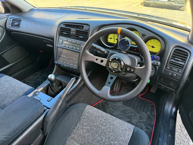 1998 Toyota Aristo JDM car for sale — photo 6 of 10
