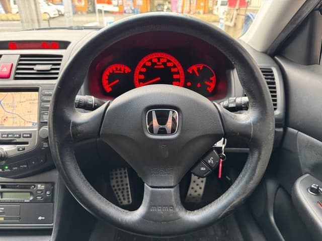 2006 Honda Accord JDM car for sale — photo 4 of 10