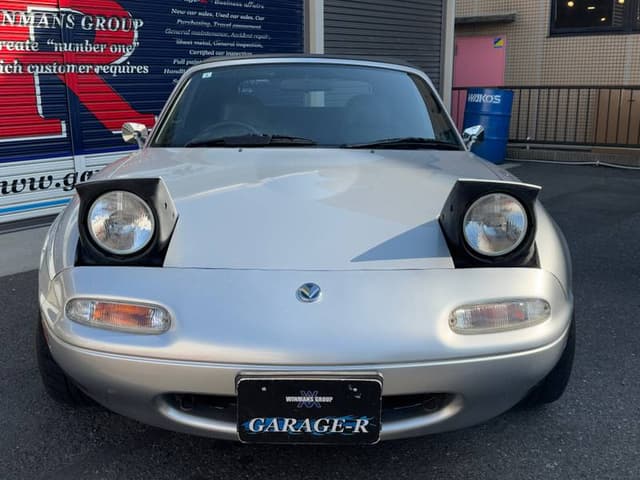 1989 Mazda Roadster (Eunos Roadster / MX-5) JDM car for sale — photo 4 of 10