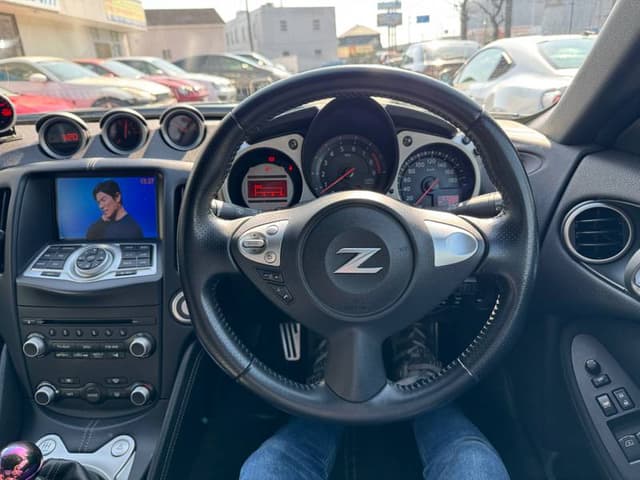 2010 Nissan Fairlady Z JDM car for sale — photo 2 of 10