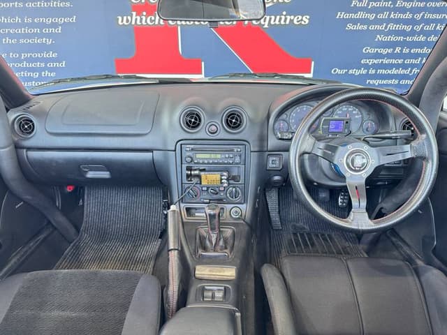 1999 Mazda Roadster (Eunos Roadster / MX-5) JDM car for sale — photo 4 of 10