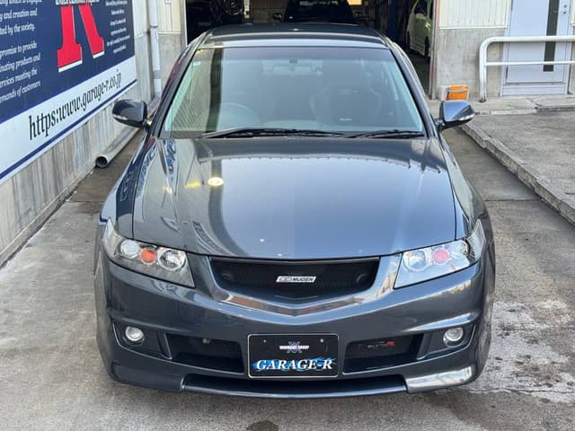 2004 Honda Accord JDM car for sale — photo 7 of 10