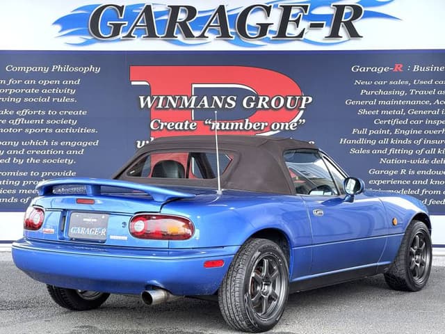 1993 Mazda Roadster (Eunos Roadster / MX-5) JDM car for sale — photo 2 of 10