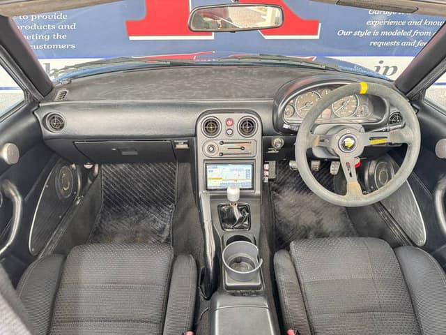 1993 Mazda Roadster (Eunos Roadster / MX-5) JDM car for sale — photo 4 of 10