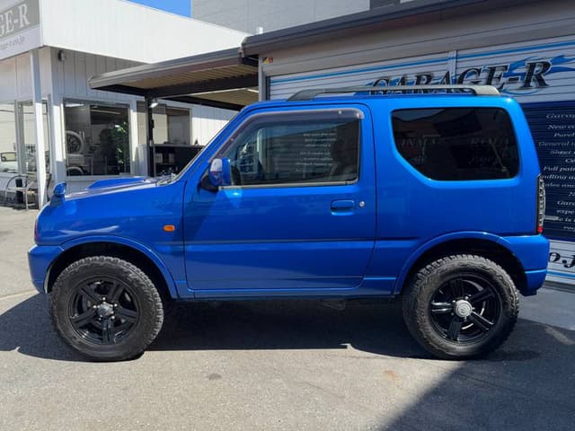 2005 Suzuki Jimny JDM car for sale — photo 6 of 10