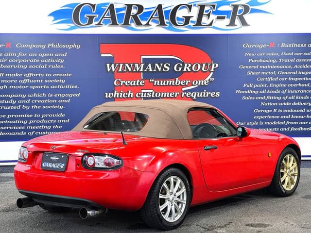 2005 Mazda Roadster (Eunos Roadster / MX-5) JDM car for sale — photo 2 of 10
