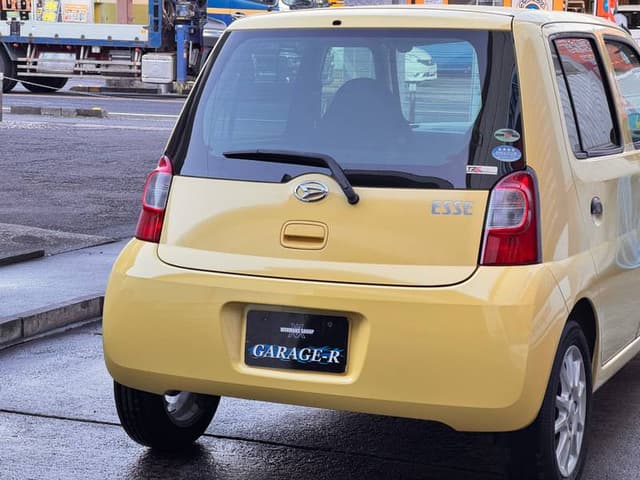 2009 Daihatsu Esse JDM car for sale — photo 2 of 10