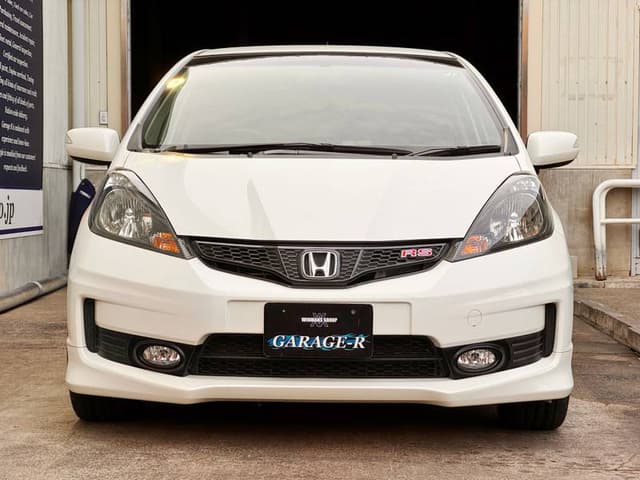 2011 Honda Fit JDM car for sale — photo 10 of 10