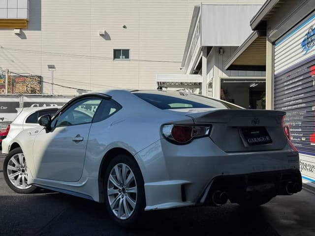 2012 Toyota 86 JDM car for sale — photo 2 of 10