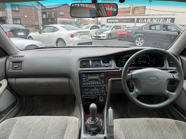 1997 Toyota Chaser JDM car for sale — photo 4 of 10