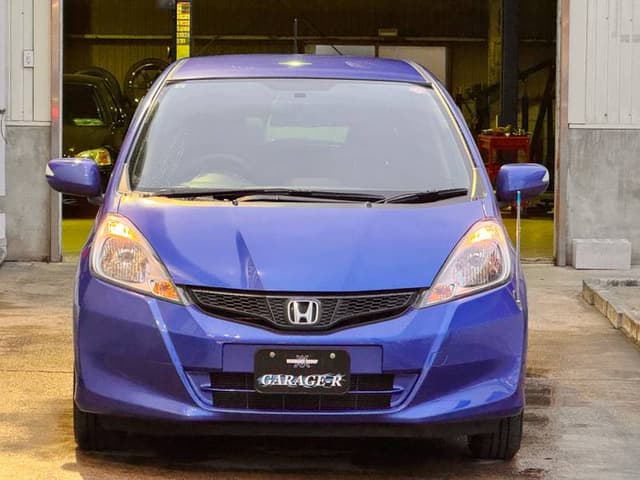 2011 Honda Fit JDM car for sale — photo 9 of 10
