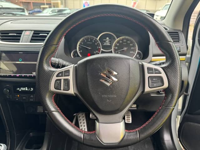 2012 Suzuki Swift JDM car for sale — photo 2 of 10