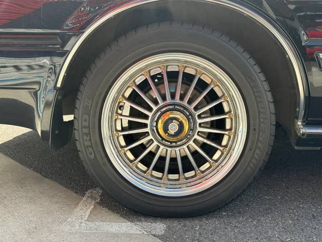 1989 Nissan Cedric JDM car for sale — photo 10 of 10