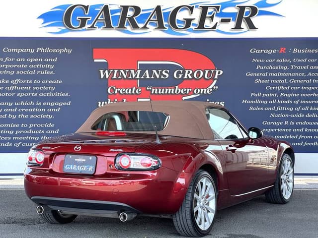 2005 Mazda Roadster (Eunos Roadster / MX-5) JDM car for sale — photo 2 of 10
