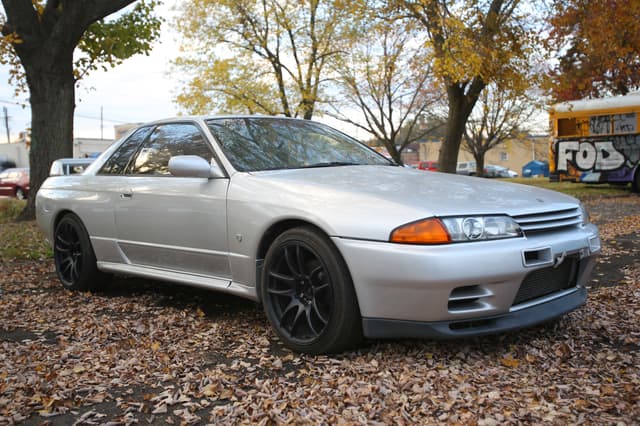 1990 Nissan Skyline JDM car for sale — photo 7 of 25