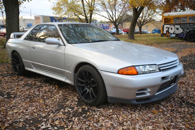 1990 Nissan Skyline JDM car for sale — photo 8 of 25