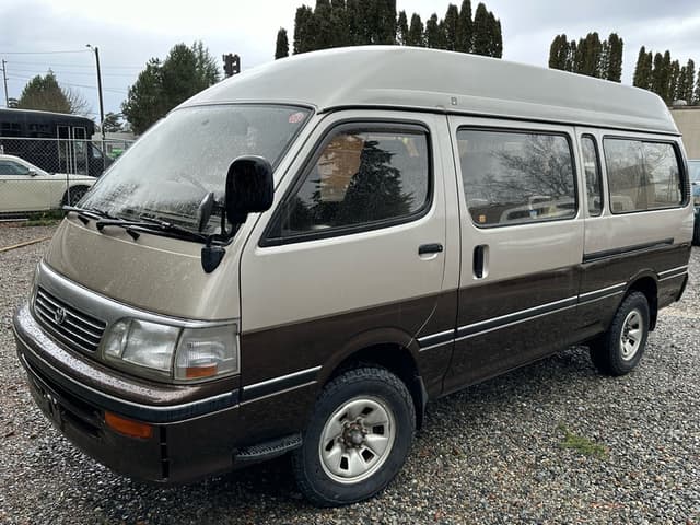 1996 Toyota HiAce JDM car for sale — photo 7 of 10